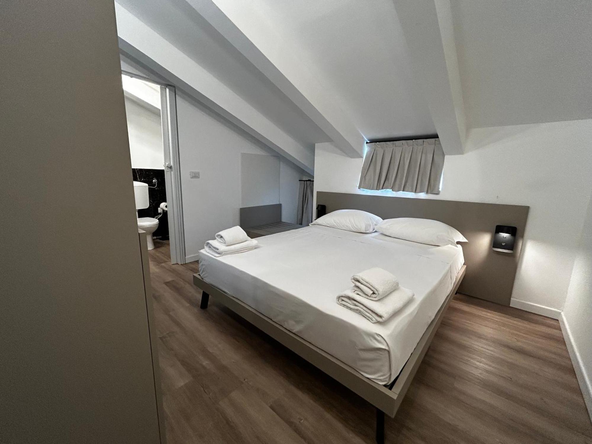 Catullo Lounge And Rooms Near The Airport Caselle  Buitenkant foto